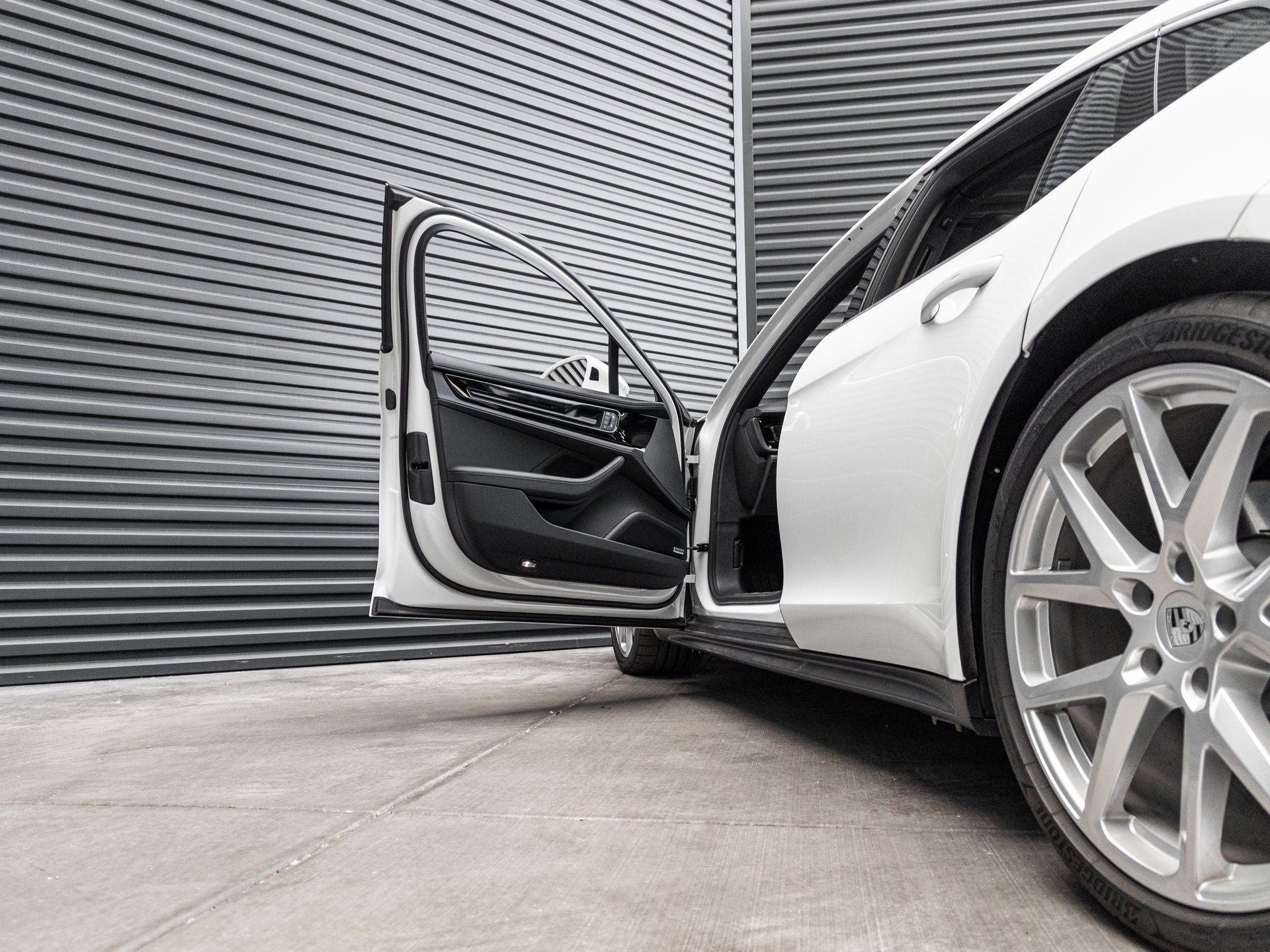 2025 Porsche Panamera Panamera