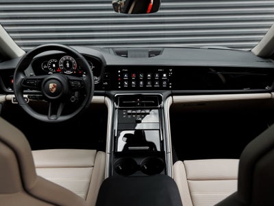 2025 Porsche Panamera Panamera