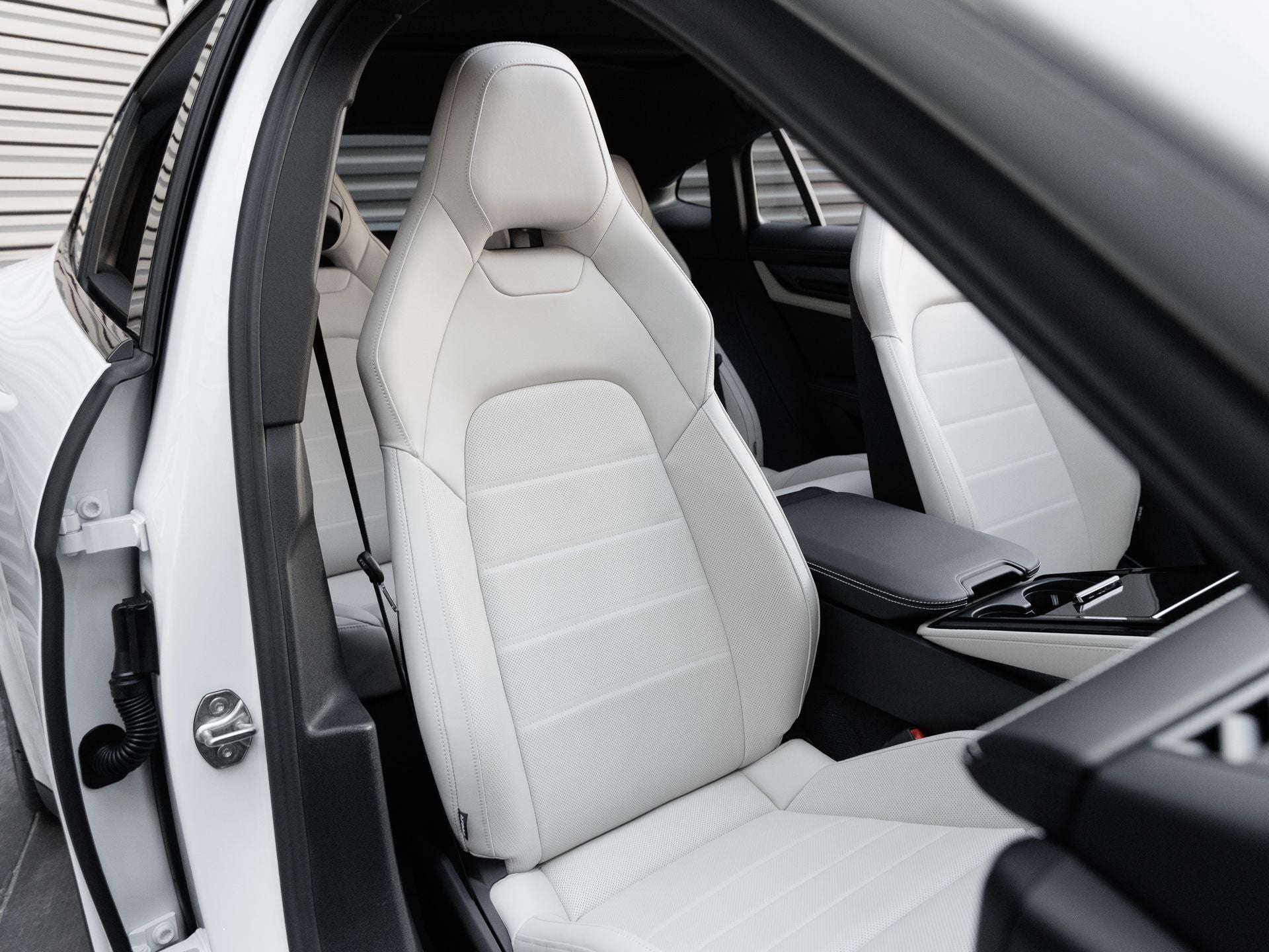 2026 Porsche Panamera Panamera