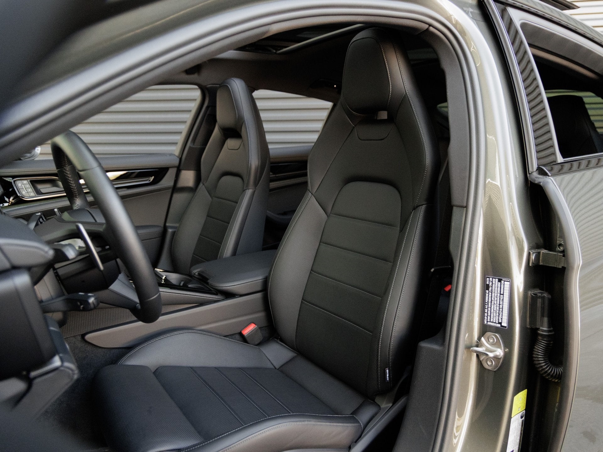 2024 Porsche Panamera Panamera 4 (MY24)