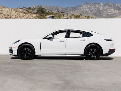 2026 Porsche Panamera Base