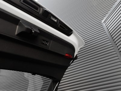 2026 Porsche Panamera Base