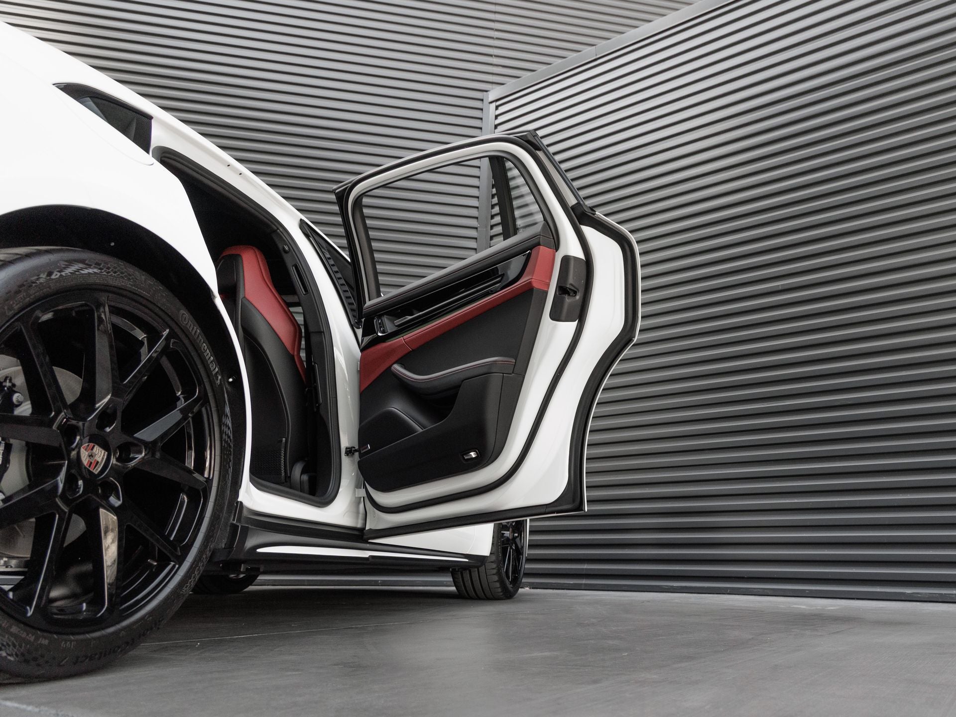 2026 Porsche Panamera Base