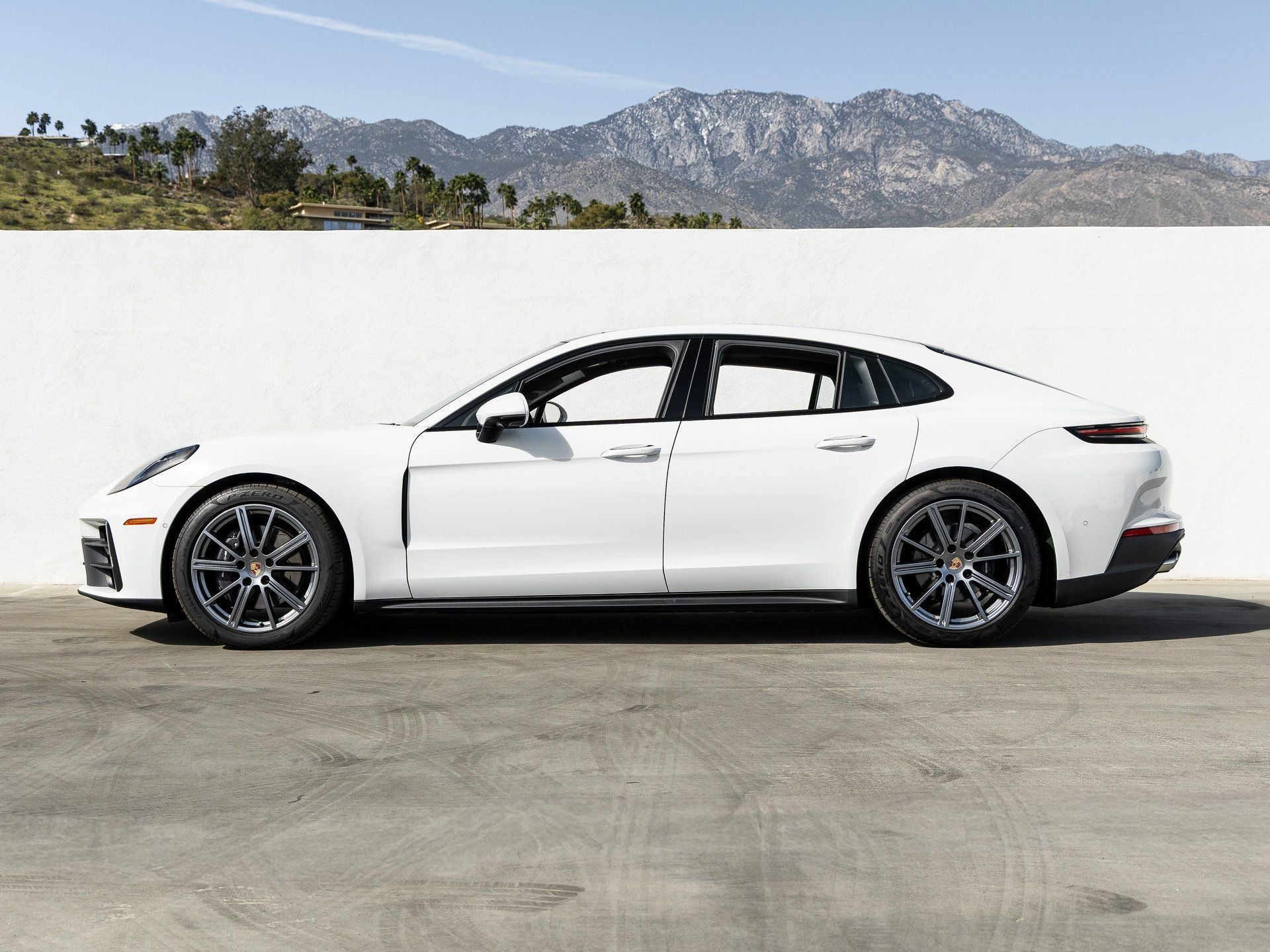 2025 Porsche Panamera Panamera