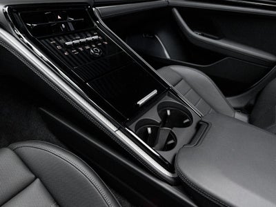2025 Porsche Panamera Panamera