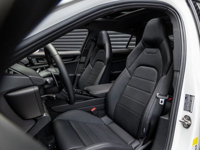 2025 Porsche Panamera Panamera