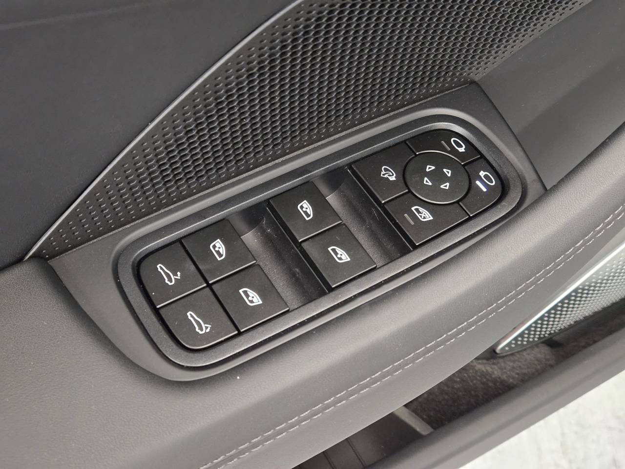 2025 Porsche Panamera Panamera