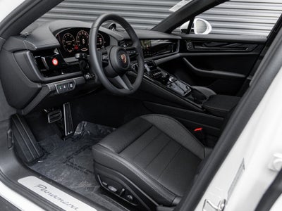 2025 Porsche Panamera Panamera
