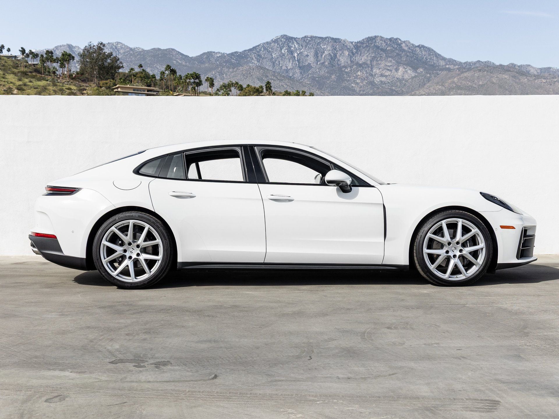 2025 Porsche Panamera Panamera