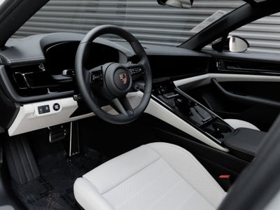 2026 Porsche Panamera Panamera