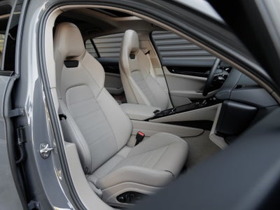 2026 Porsche Panamera Panamera