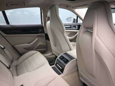 2026 Porsche Panamera Panamera 4