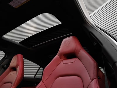 2026 Porsche Panamera Panamera 4