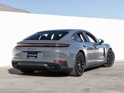 2025 Porsche Panamera Panamera 4