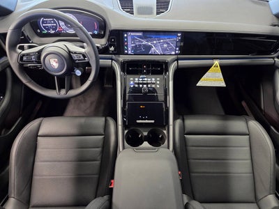2025 Porsche Panamera Panamera