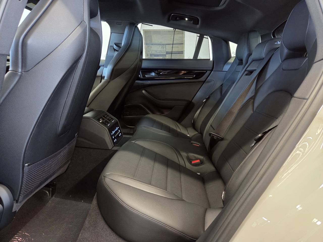 2025 Porsche Panamera Panamera