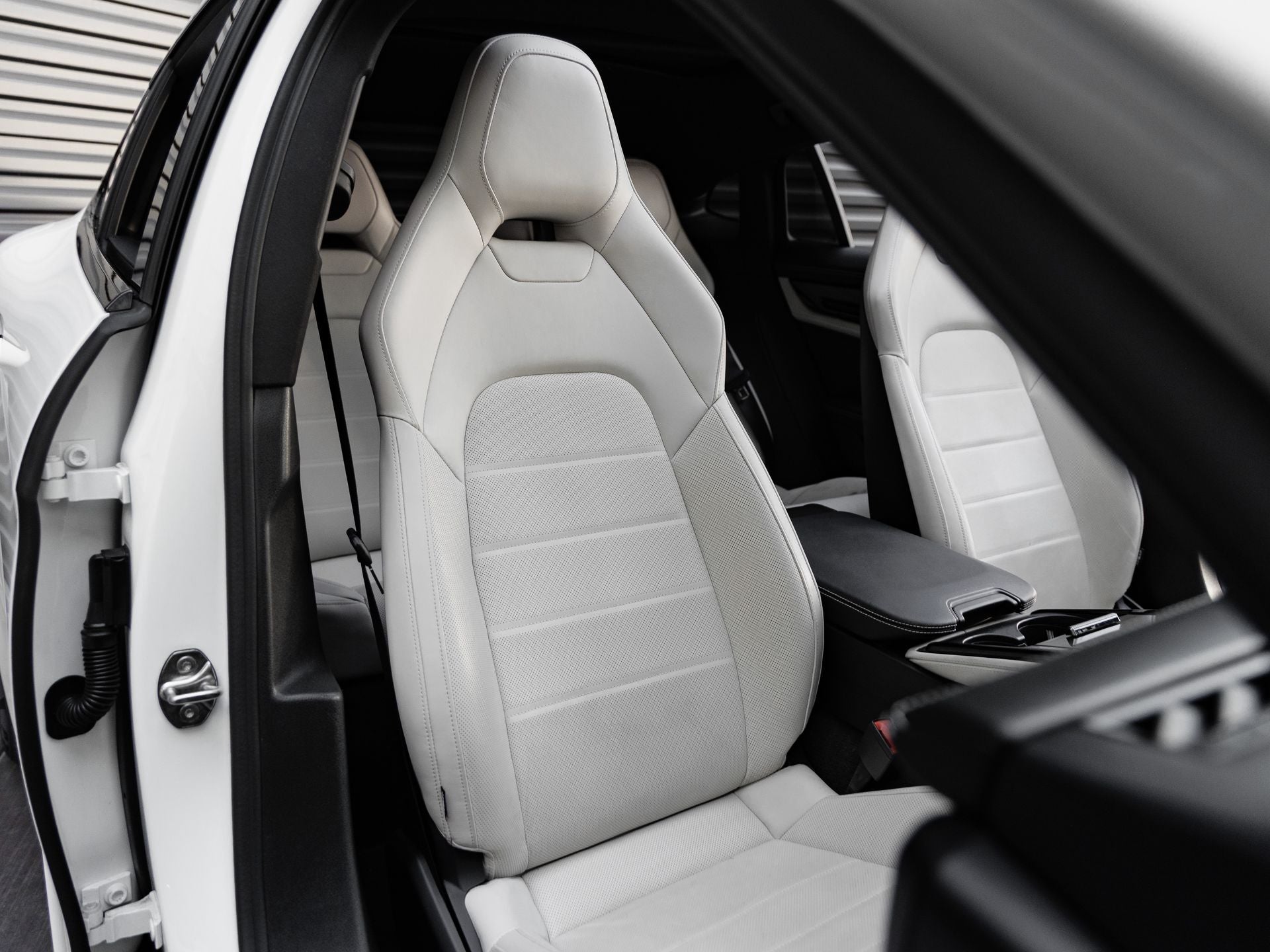 2025 Porsche Panamera Panamera