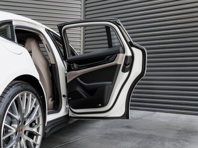 2026 Porsche Panamera Panamera 4