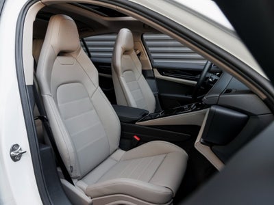 2026 Porsche Panamera Panamera 4