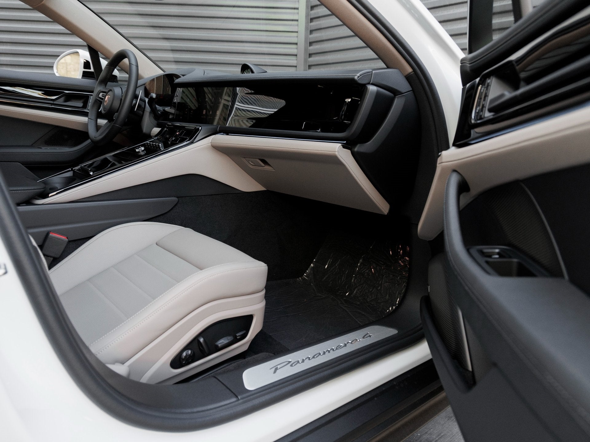 2026 Porsche Panamera Panamera 4