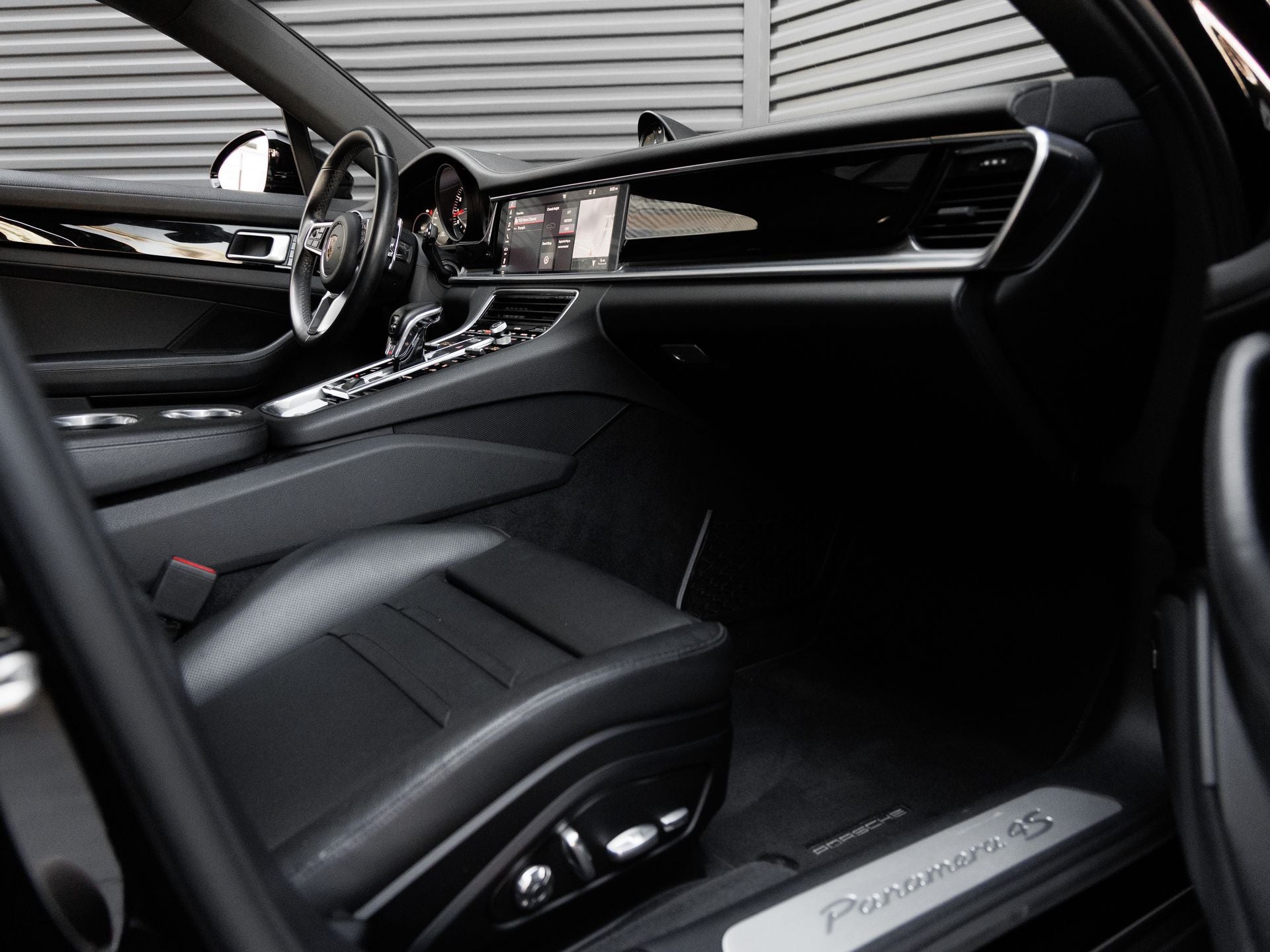2020 Porsche Panamera 4S