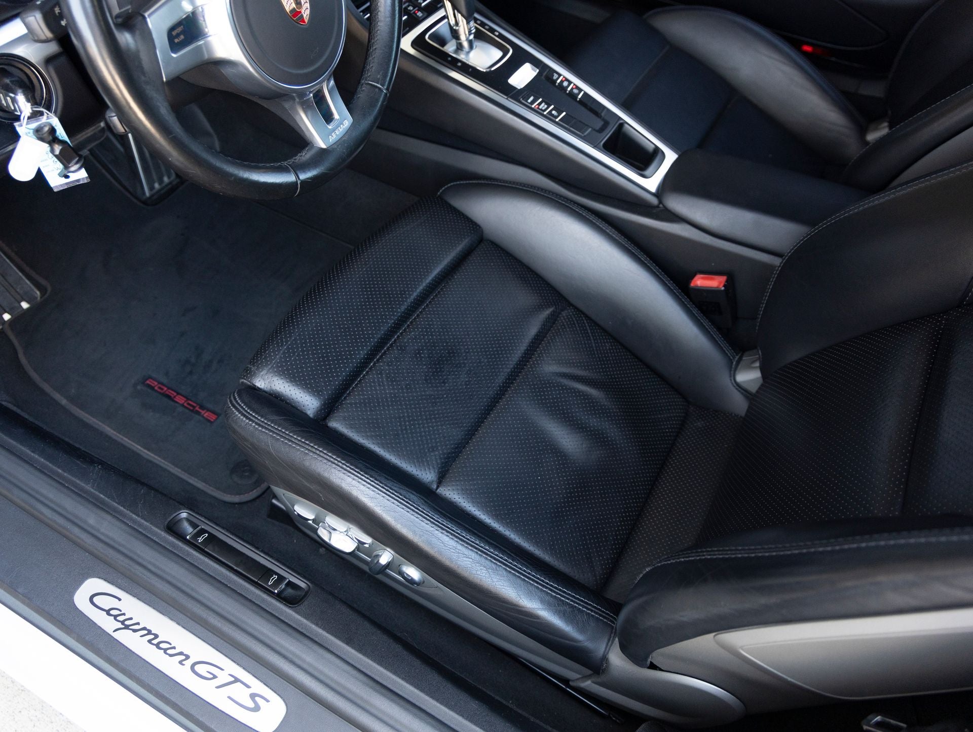 2015 Porsche Cayman GTS