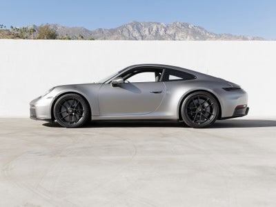 2025 Porsche 911 911 Carrera GTS