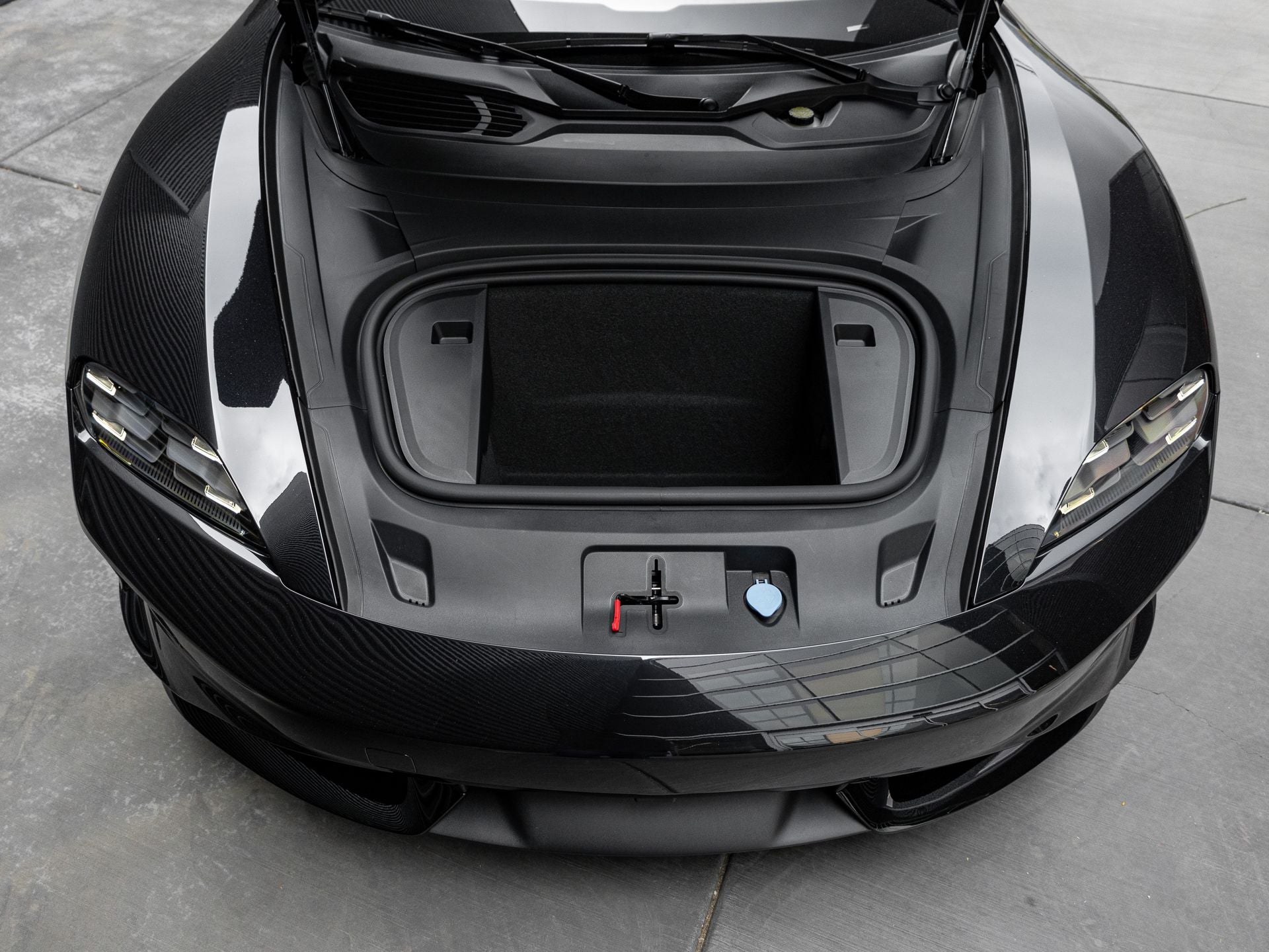 2026 Porsche Taycan 4S Black Edition