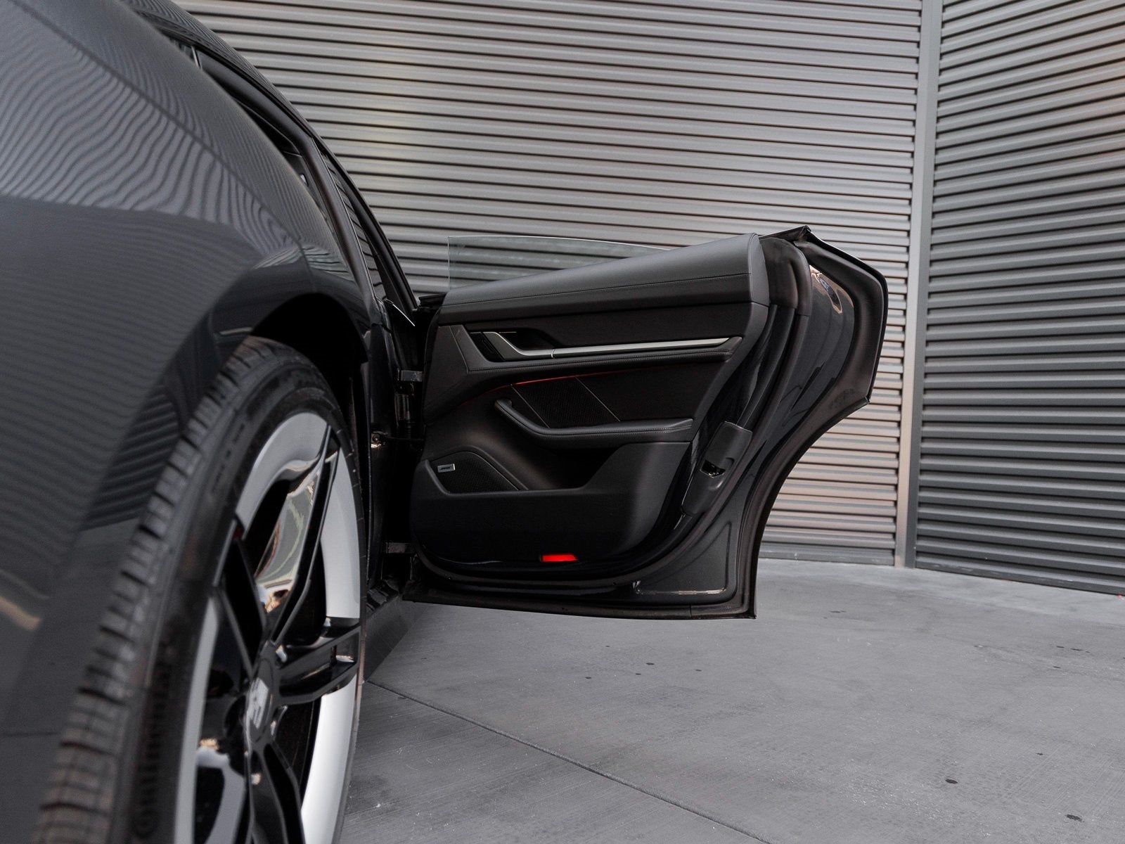 2025 Porsche Taycan Taycan 4S