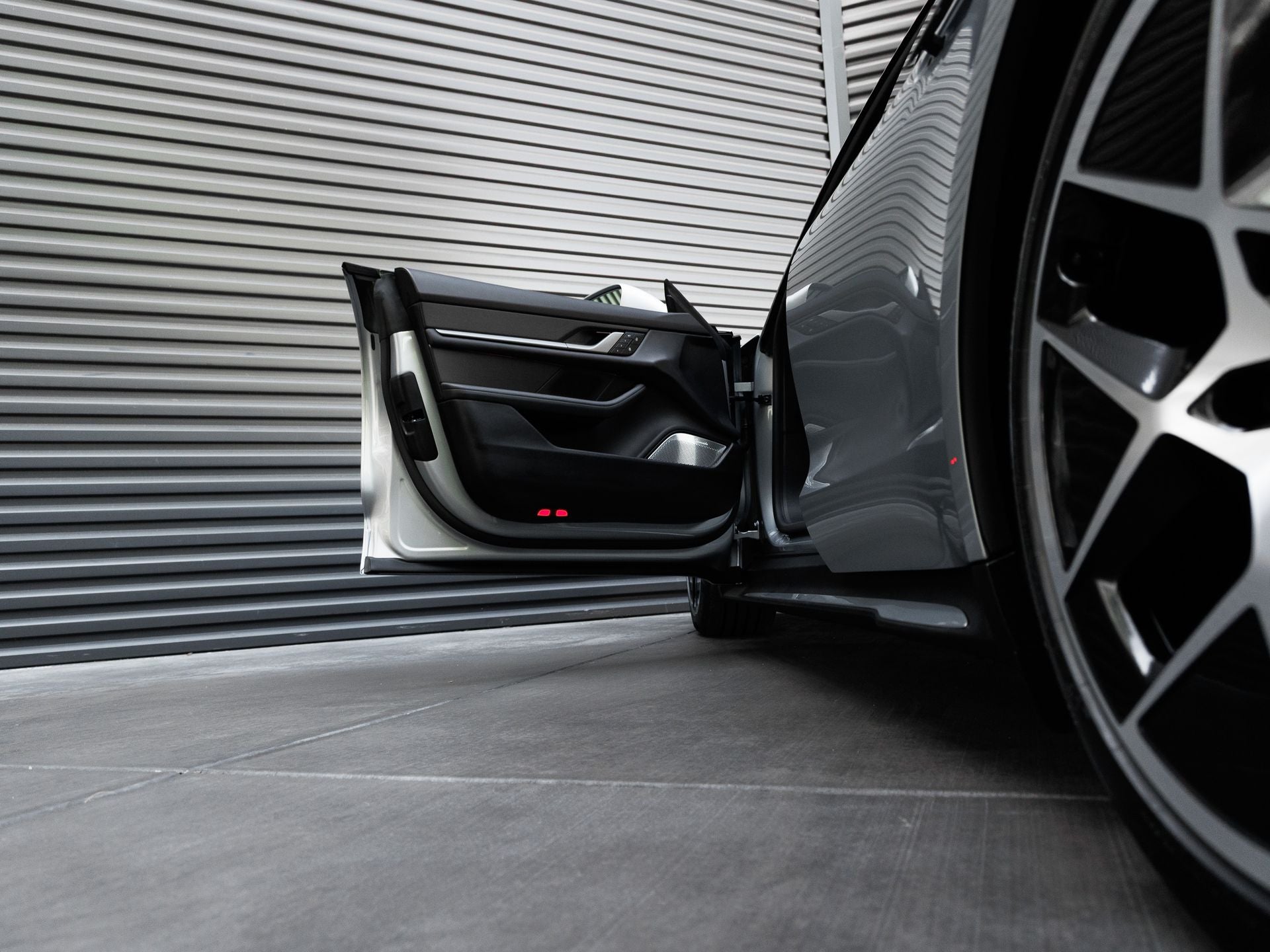 2025 Porsche Taycan Taycan 4S