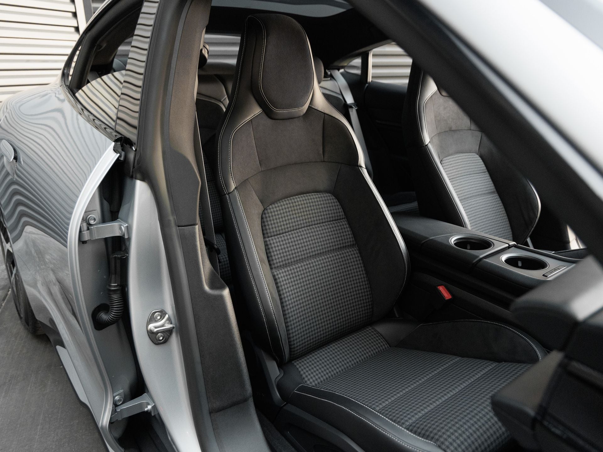 2025 Porsche Taycan Taycan 4S