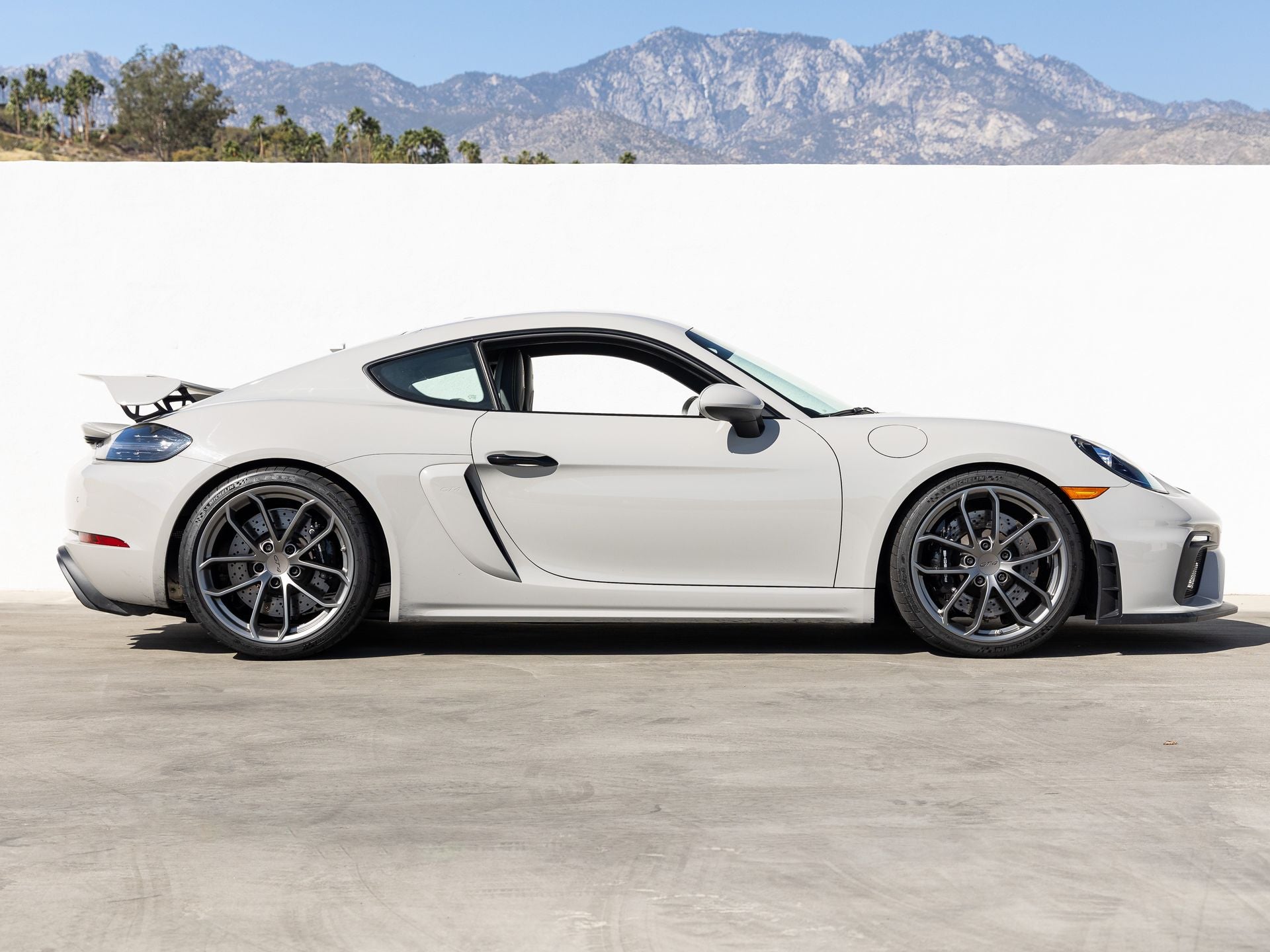 2021 Porsche 718 718 Cayman GT4 (MY21)