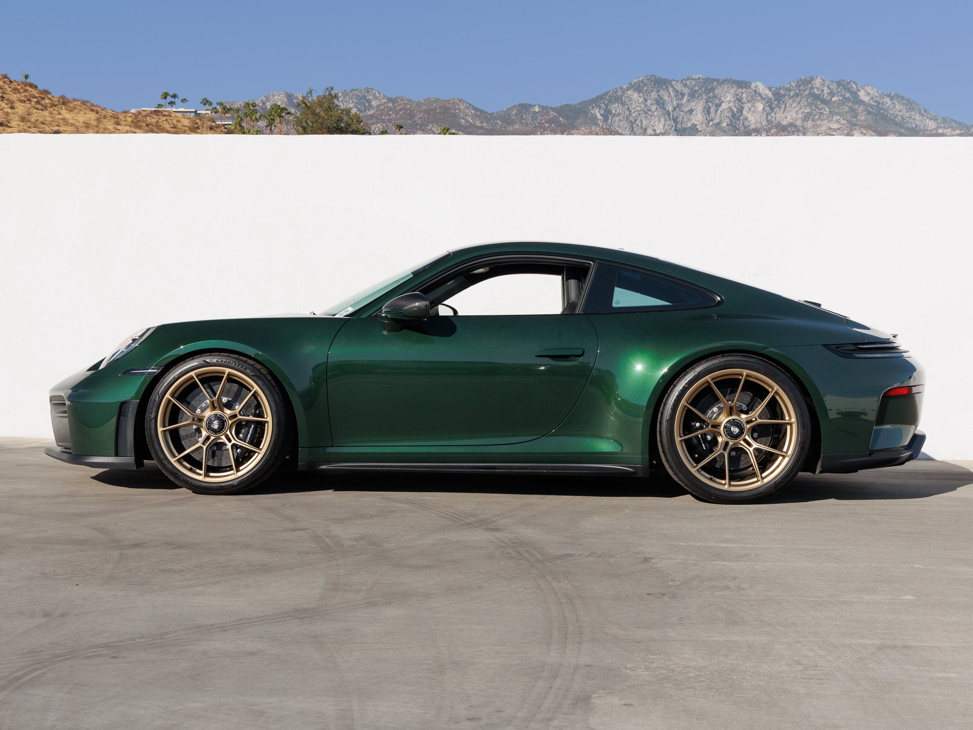 2026 Porsche 911 911 GT3 with Touring Package