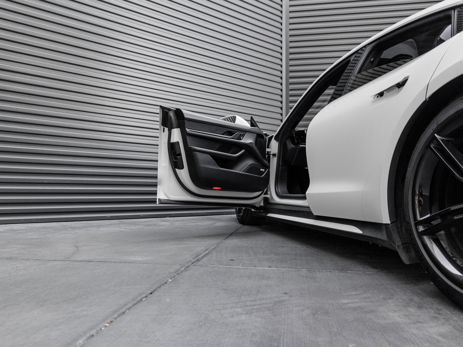 2020 Porsche Taycan Taycan Turbo