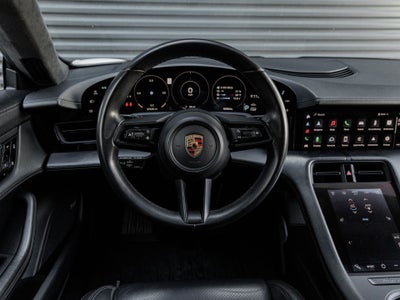 2020 Porsche Taycan Taycan Turbo