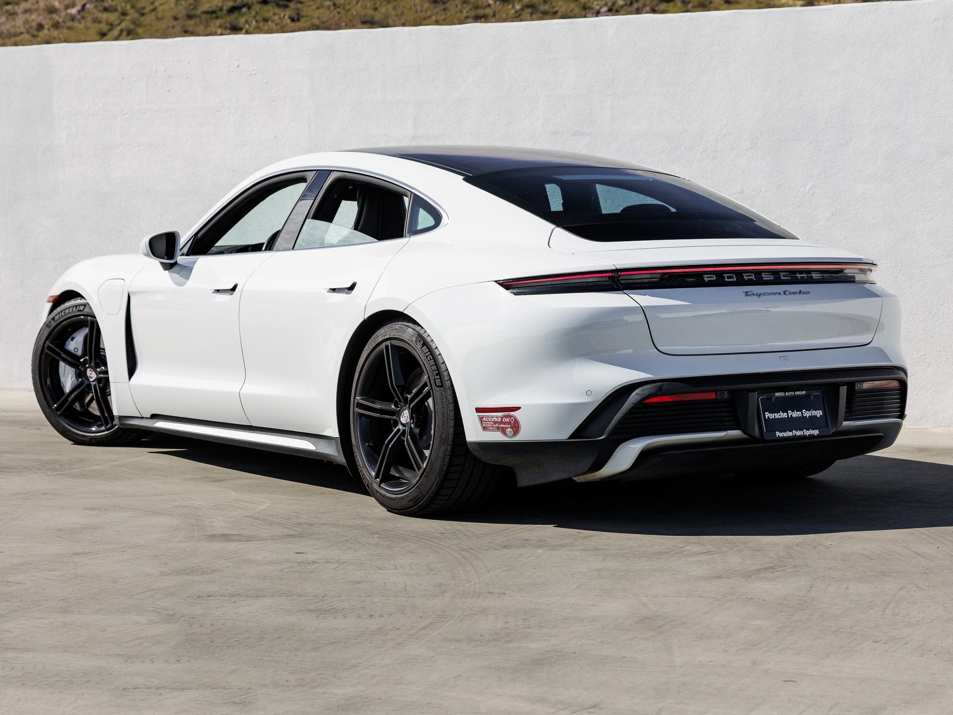 2020 Porsche Taycan Taycan Turbo