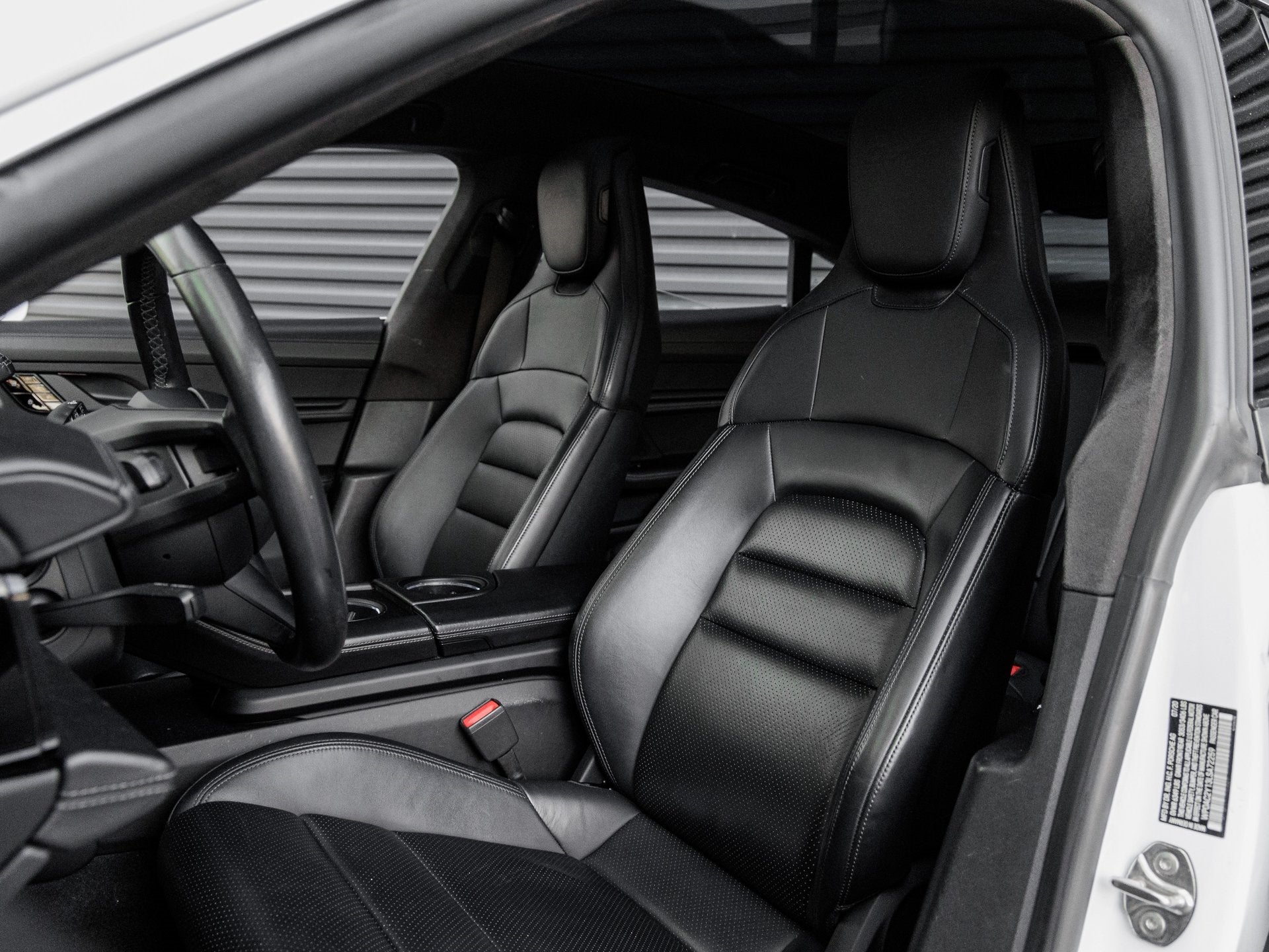 2020 Porsche Taycan Taycan Turbo