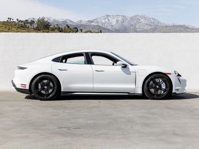 2020 Porsche Taycan Taycan Turbo