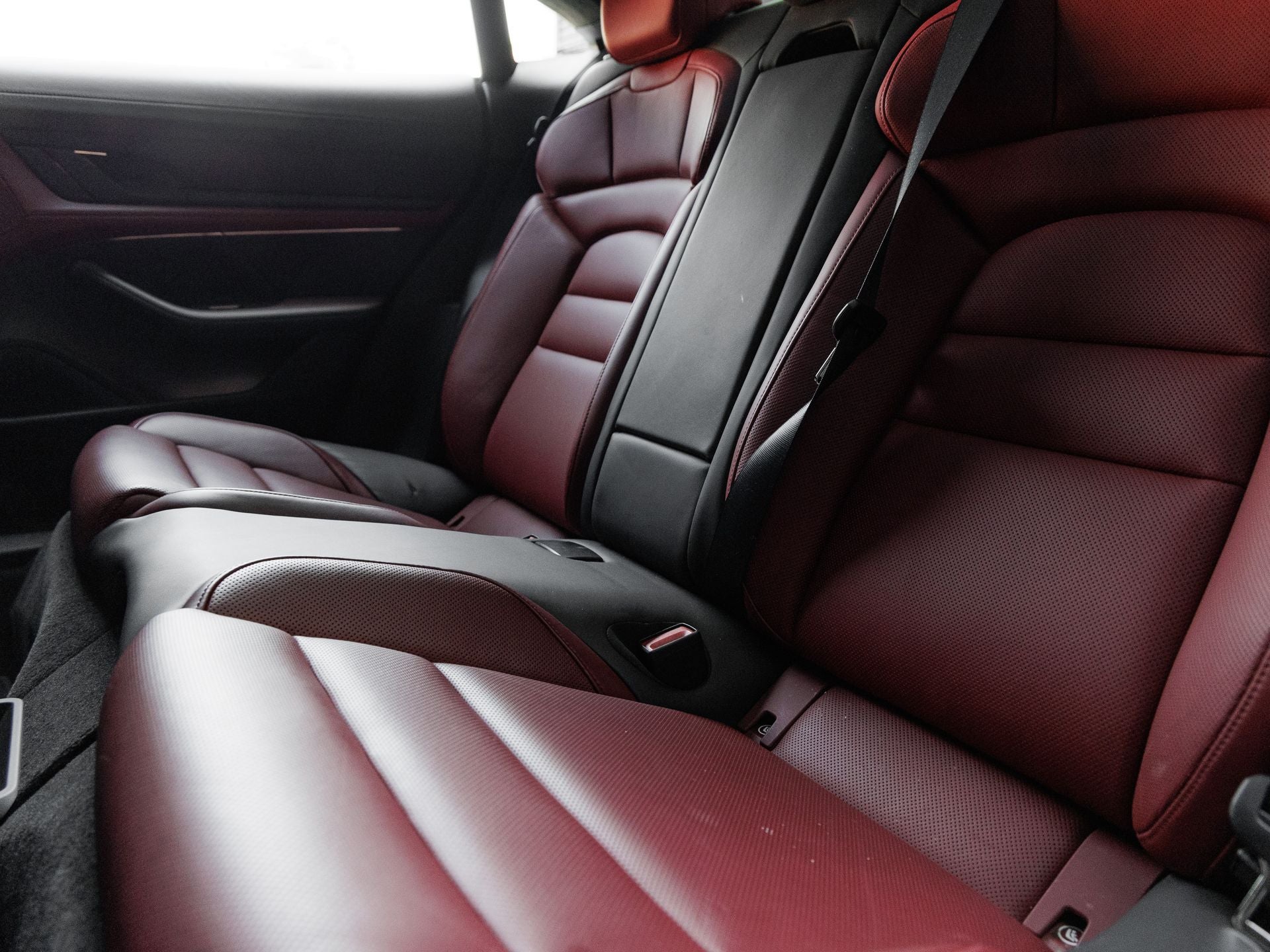 2021 Porsche Taycan Taycan Turbo