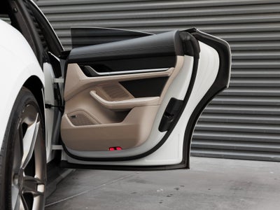 2025 Porsche Taycan Taycan Turbo S