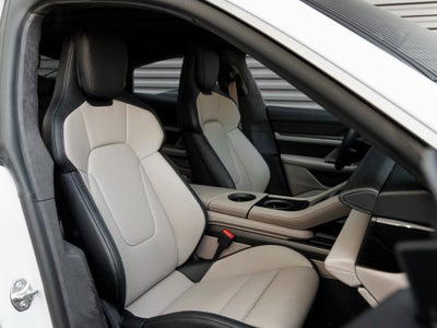 2025 Porsche Taycan Taycan Turbo S