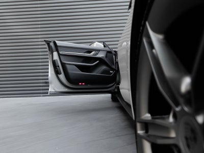 2025 Porsche Taycan Taycan Turbo