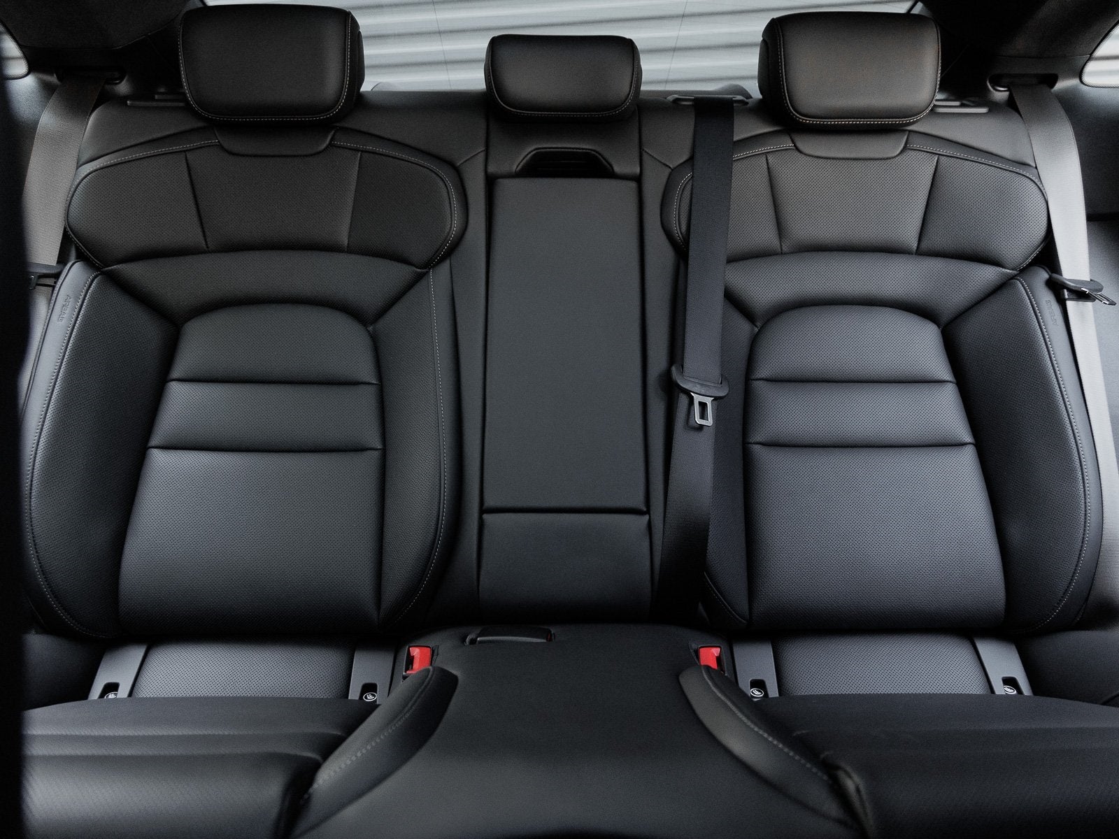 2025 Porsche Taycan Taycan Turbo