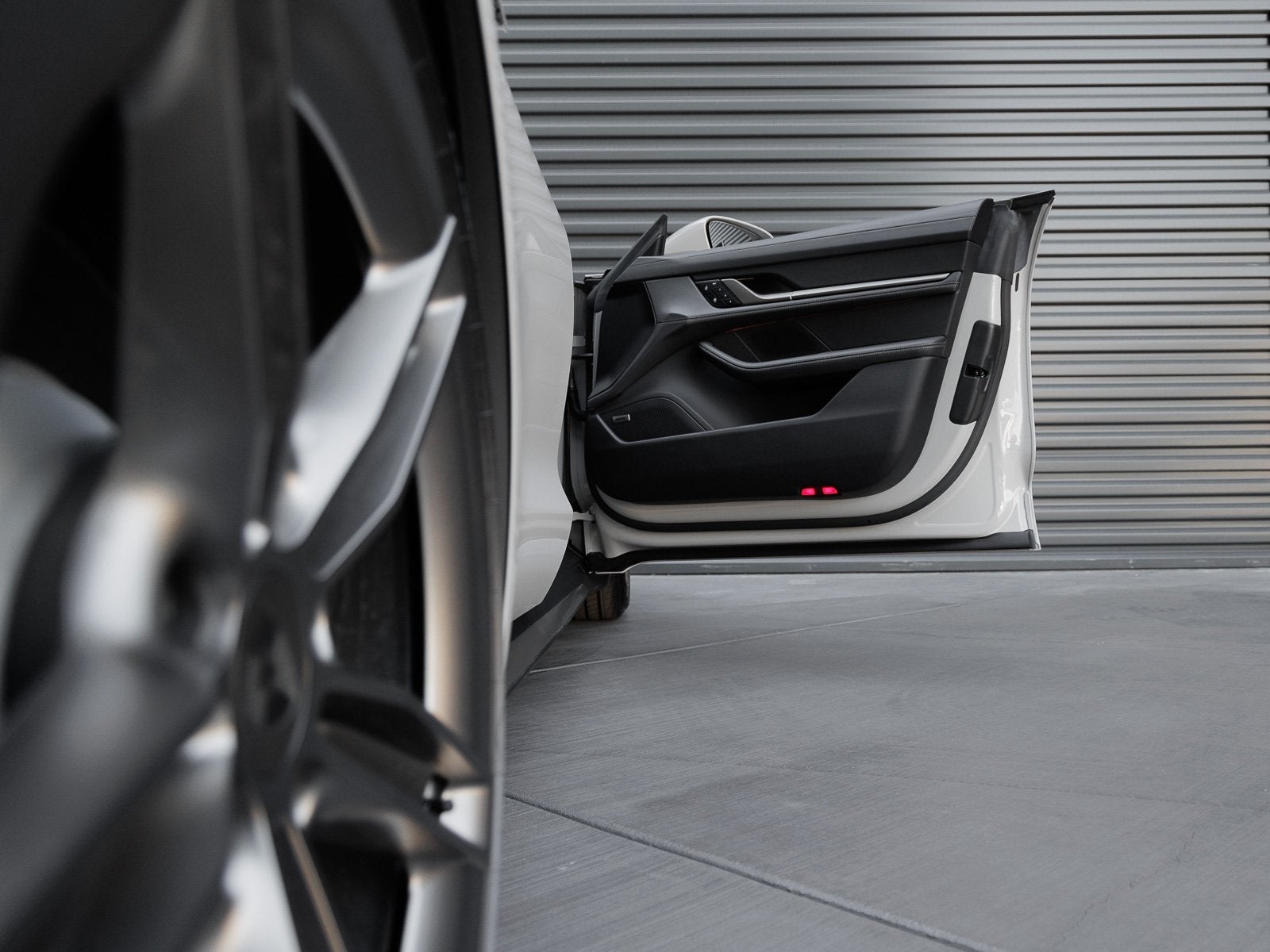 2025 Porsche Taycan Taycan Turbo