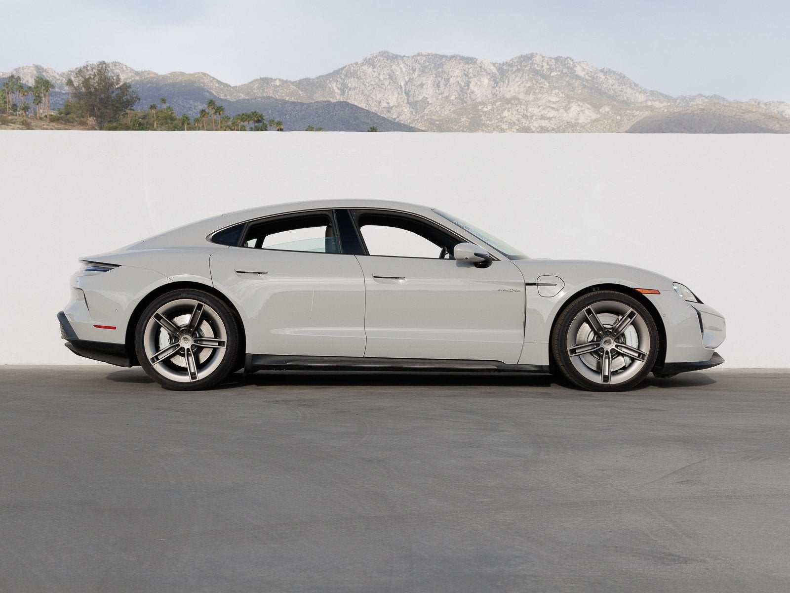 2025 Porsche Taycan Taycan Turbo