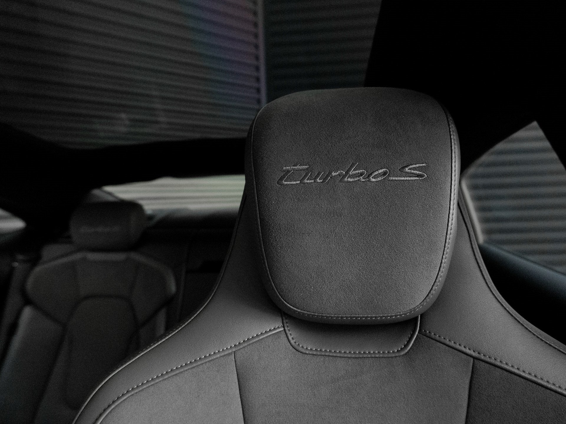 2020 Porsche Taycan Taycan Turbo S