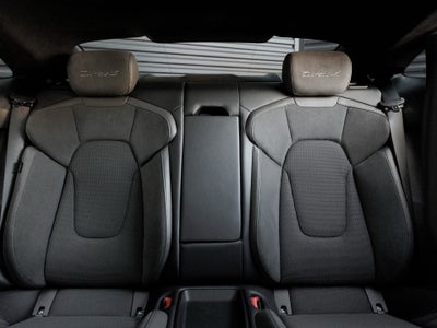 2020 Porsche Taycan Taycan Turbo S