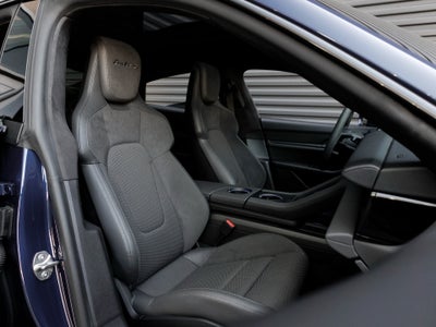 2020 Porsche Taycan Taycan Turbo S