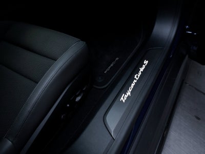 2020 Porsche Taycan Taycan Turbo S