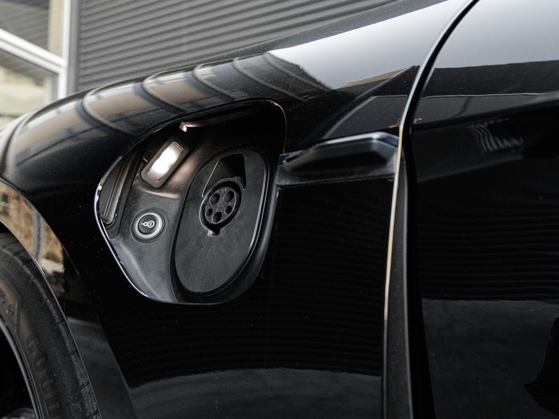 2021 Porsche Taycan Turbo S